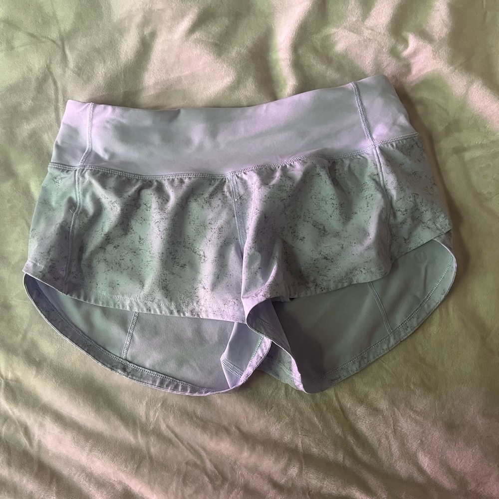 LULULEMON size 2 speed up